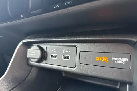 MV72UAB Honda Civic 2.0 eHEV Sport 5dr CVT Thumbnail #36