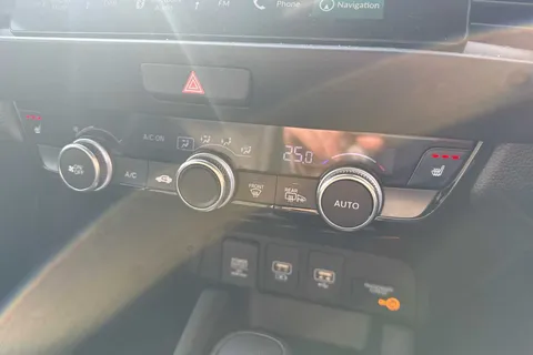 MV23UJU Honda Jazz 1.5 i-MMD Hybrid Crosstar EX 5dr eCVT Thumbnail #19