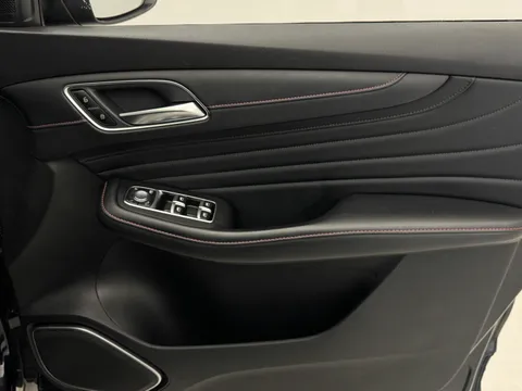 DY22XPO Mg Motor Uk Hs 1.5 T-GDI Exclusive 5dr Thumbnail #18