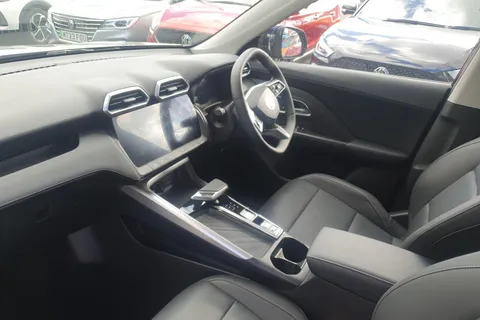 LE74NFZ Mg Motor Uk Zs 1.5 Hybrid+ Trophy 5dr Auto Thumbnail #3