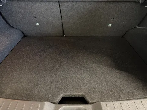 DY25VTG Nissan Juke 1.0 DiG-T N-Connecta 5dr DCT Thumbnail #19