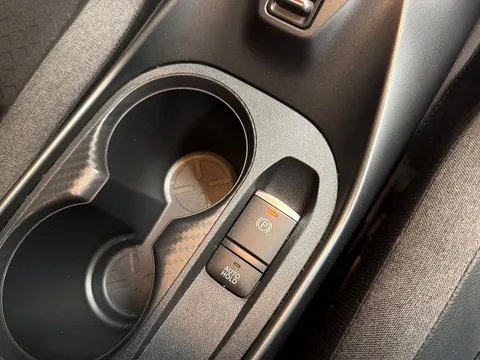 DY25VTG Nissan Juke 1.0 DiG-T N-Connecta 5dr DCT Thumbnail #26