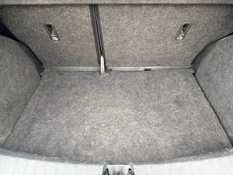 18 of 25 for Nissan Micra 1.0 IG-T 92 Tekna 5dr CVT