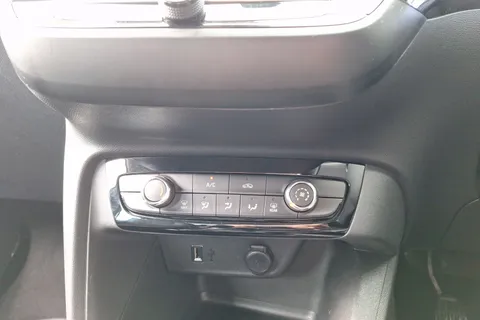 OE21DWZ Vauxhall Corsa 1.2 SE 5dr Thumbnail #22