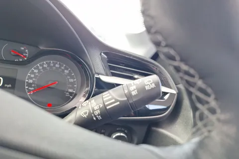 OE21DWZ Vauxhall Corsa 1.2 SE 5dr Thumbnail #27