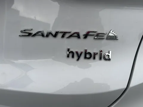 BF21PRZ Hyundai Santa Fe 1.6 TGDi Plug-in Hybrid Ultimate 5dr 4WD Auto Thumbnail #8