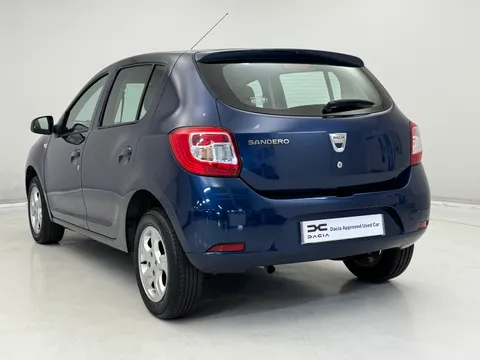 DS16TMU Dacia Sandero 0.9 TCe Laureate 5dr [Start Stop] Thumbnail #8