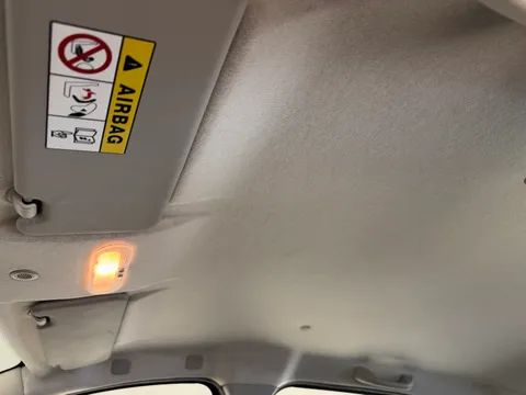 DS16TMU Dacia Sandero 0.9 TCe Laureate 5dr [Start Stop] Thumbnail #14