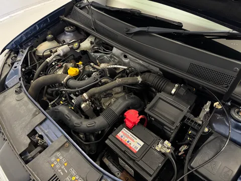 DS16TMU Dacia Sandero 0.9 TCe Laureate 5dr [Start Stop] Thumbnail #27