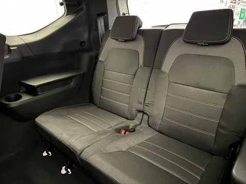 11 of 34 for DACIA JOGGER 1.0 TCe Extreme SE 5dr