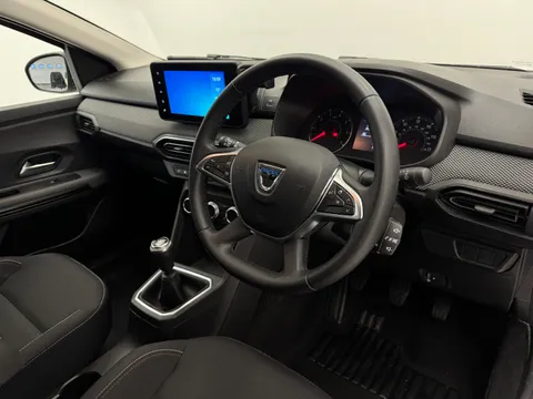 22 of 34 for DACIA JOGGER 1.0 TCe Extreme SE 5dr