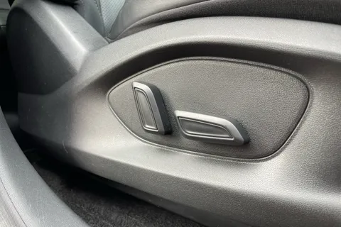 LE74JKO Mg Motor Uk Zs 1.5 Hybrid+ Trophy 5dr Auto Thumbnail #19