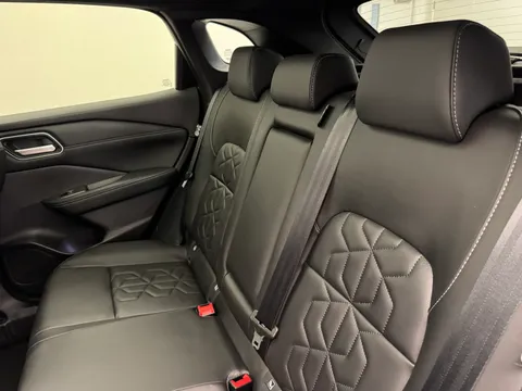 OW74ZXK Nissan Qashqai 1.5 E-Power Tekna 5dr Auto Thumbnail #14