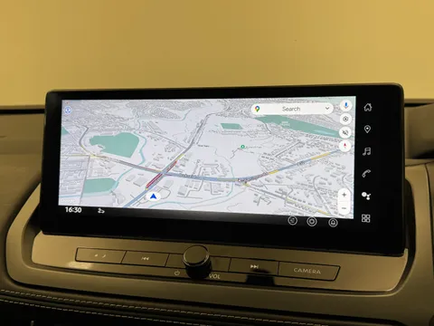 OW25EEJ Nissan Qashqai 1.3 DiG-T MH N-Connecta [Glass Roof] 5dr Thumbnail #25