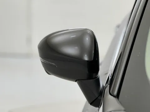 OW25EEJ Nissan Qashqai 1.3 DiG-T MH N-Connecta [Glass Roof] 5dr Thumbnail #31