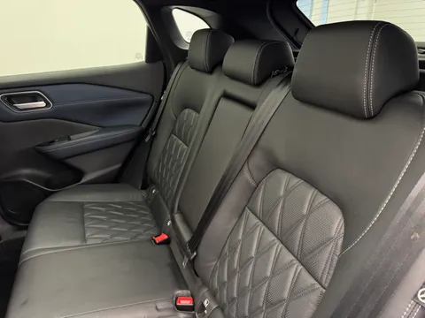 DS72RXZ Nissan Qashqai 1.3 DiG-T MH 158 Tekna+ 5dr Xtronic Thumbnail #13