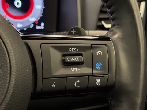 DS72RXZ Nissan Qashqai 1.3 DiG-T MH 158 Tekna+ 5dr Xtronic Thumbnail #26