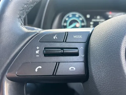 EA21YXT Hyundai Bayon 1.0 TGDi [120] 48V MHEV Premium 5dr Thumbnail #22