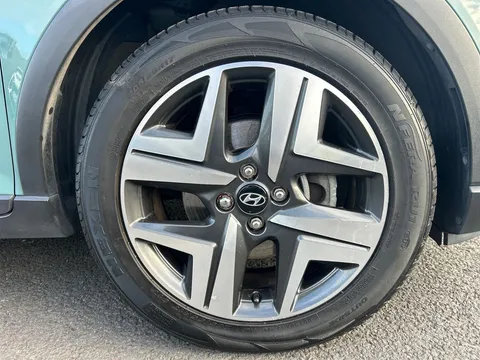 EA21YXT Hyundai Bayon 1.0 TGDi [120] 48V MHEV Premium 5dr Thumbnail #32