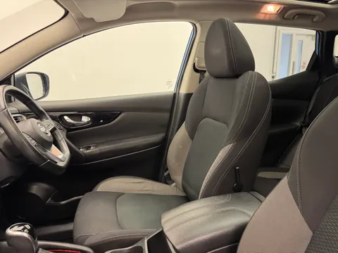 LO70EGD Nissan Qashqai 1.3 DiG-T 160 [157] N-Connecta 5dr DCT Glass Roof Thumbnail #15