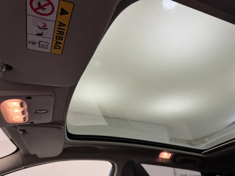 LO70EGD Nissan Qashqai 1.3 DiG-T 160 [157] N-Connecta 5dr DCT Glass Roof Thumbnail #16