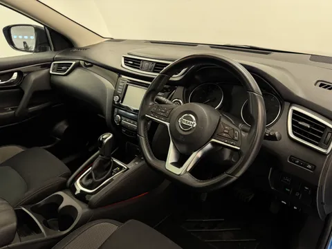 LO70EGD Nissan Qashqai 1.3 DiG-T 160 [157] N-Connecta 5dr DCT Glass Roof Thumbnail #23