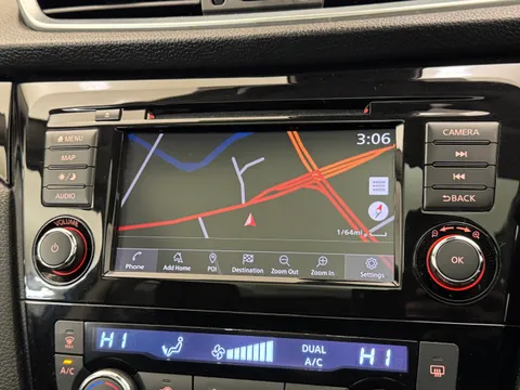 LO70EGD Nissan Qashqai 1.3 DiG-T 160 [157] N-Connecta 5dr DCT Glass Roof Thumbnail #28