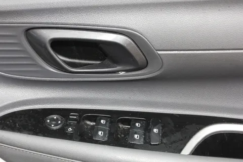 SD73EFJ Hyundai Bayon 1.0 TGDi 48V MHEV Ultimate 5dr DCT Thumbnail #15