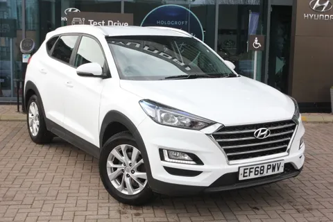 EF68PWV Hyundai Tucson 1.6 GDi SE Nav 5dr 2WD Thumbnail #2
