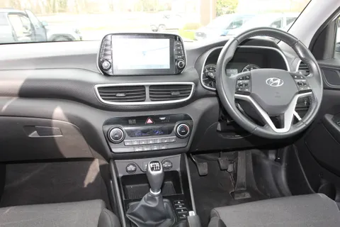 EF68PWV Hyundai Tucson 1.6 GDi SE Nav 5dr 2WD Thumbnail #12