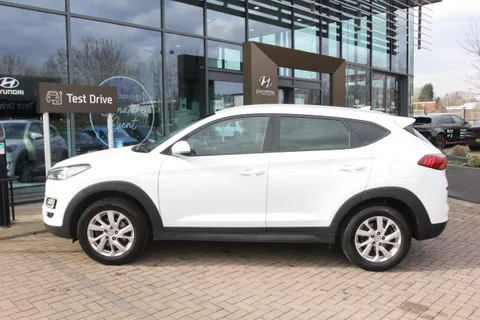 EF68PWV Hyundai Tucson 1.6 GDi SE Nav 5dr 2WD Thumbnail #31