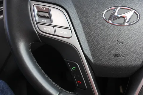 EK65UBE Hyundai Santa Fe 2.2 CRDi Blue Drive Premium 5dr [5 Seats] Thumbnail #22