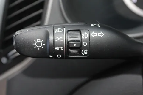 EK65UBE Hyundai Santa Fe 2.2 CRDi Blue Drive Premium 5dr [5 Seats] Thumbnail #24