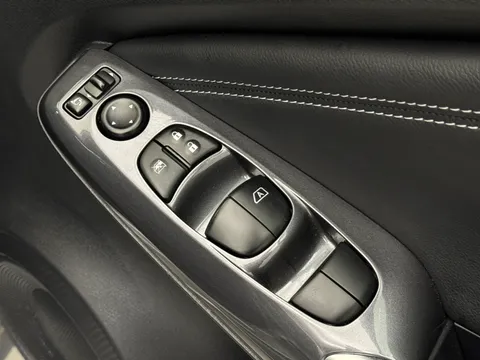 YF23PBX Nissan Juke 1.0 DiG-T 114 N-Connecta 5dr Thumbnail #19