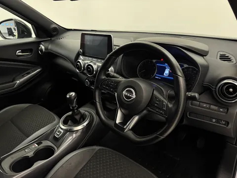 YF23PBX Nissan Juke 1.0 DiG-T 114 N-Connecta 5dr Thumbnail #20