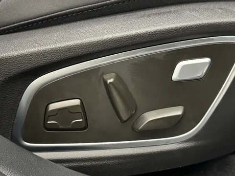 19 of 36 for Renault Austral E-Tech Full Hybrid Techno Esprit Alpine 5dr Auto