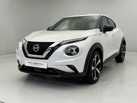 DA69CKX Nissan Juke 1.0 DiG-T N-Connecta 5dr Thumbnail #4