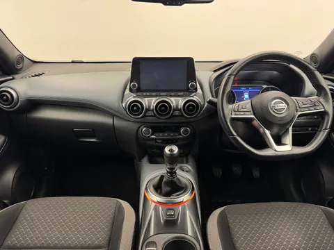 DA69CKX Nissan Juke 1.0 DiG-T N-Connecta 5dr Thumbnail #12