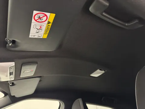 DA69CKX Nissan Juke 1.0 DiG-T N-Connecta 5dr Thumbnail #15