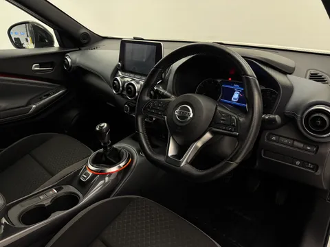 DA69CKX Nissan Juke 1.0 DiG-T N-Connecta 5dr Thumbnail #21