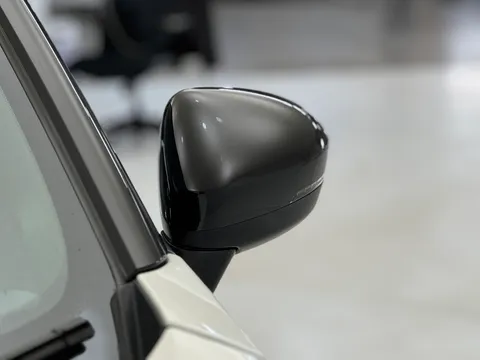 DA69CKX Nissan Juke 1.0 DiG-T N-Connecta 5dr Thumbnail #31