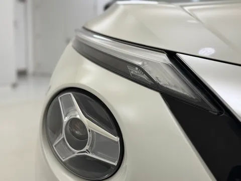 DA69CKX Nissan Juke 1.0 DiG-T N-Connecta 5dr Thumbnail #32