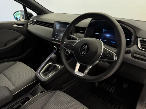 DU25XSX Renault Clio 1.6 E-TECH full hybrid 145 Techno 5dr Auto Thumbnail #23