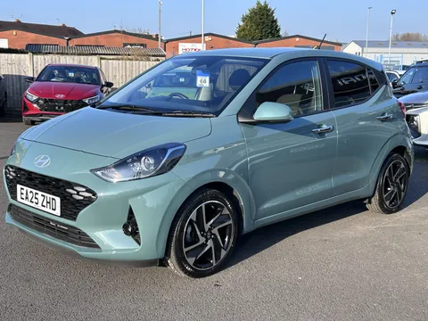 EA25ZHD Hyundai i10 1.0 [63] Premium 5dr Auto [Nav] Thumbnail #5