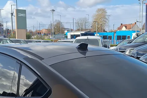 18 of 40 for Renault ARKANA 1.6 E-Tech FHEV 145 Esprit Alpine 5dr Auto