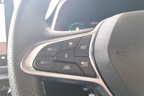 39 of 40 for Renault ARKANA 1.6 E-Tech FHEV 145 Esprit Alpine 5dr Auto