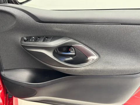 PK22YYL Toyota Yaris 1.5 Hybrid GR Sport 5dr CVT Thumbnail #16