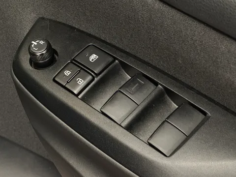 PK22YYL Toyota Yaris 1.5 Hybrid GR Sport 5dr CVT Thumbnail #17