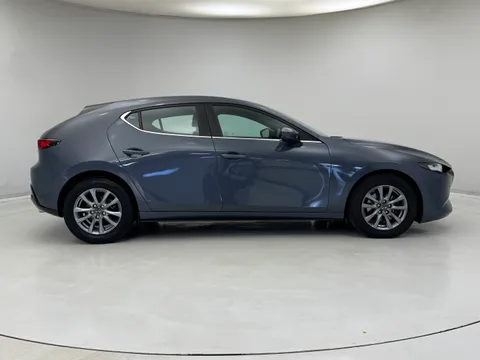 DP74SBV Mazda Mazda3 2.0 e-Skyactiv G MHEV Centre-Line 5dr Thumbnail #6