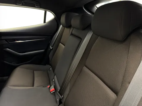 DP74SBV Mazda Mazda3 2.0 e-Skyactiv G MHEV Centre-Line 5dr Thumbnail #11